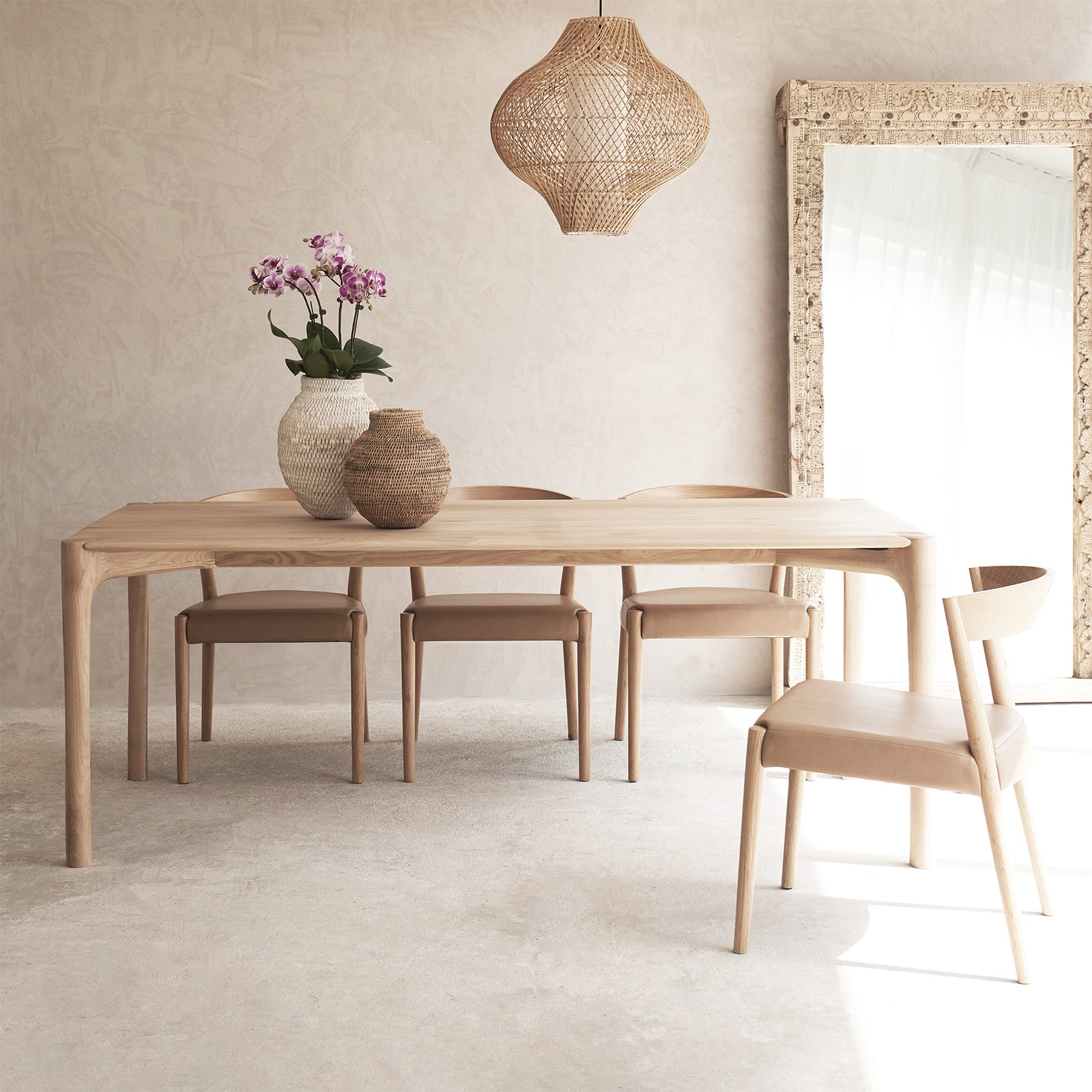 Ethnicraft_PI_dining_table_oak