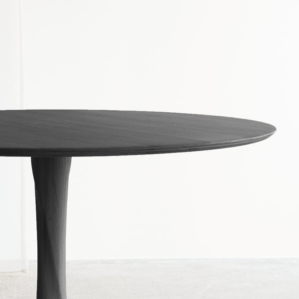 Torsion Round Dining Table | Oak - Black