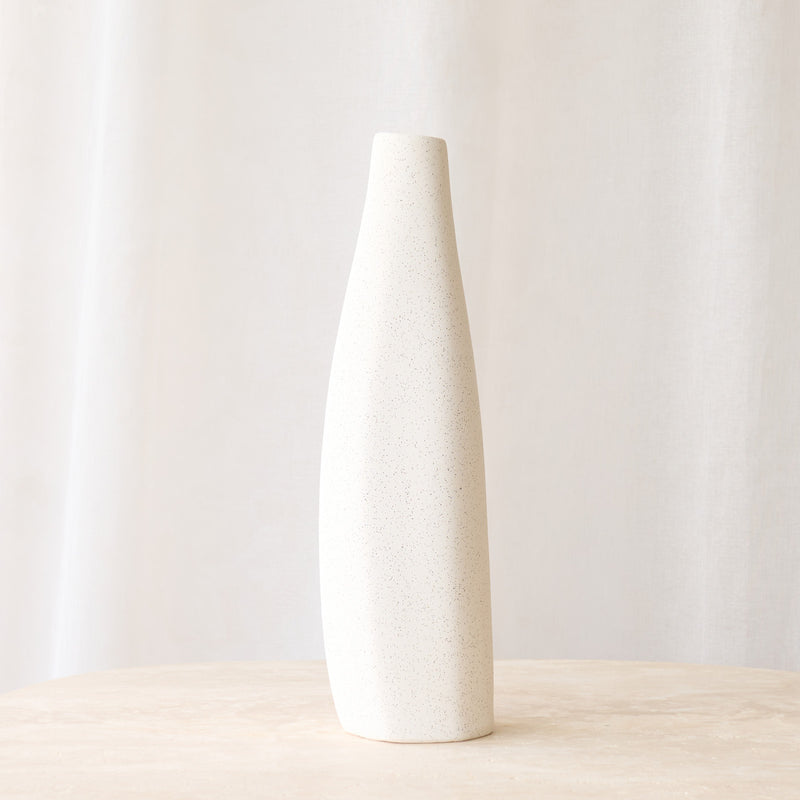 Merzo Vase | Ecru