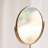 Riesco Mirror on Base | White Gold