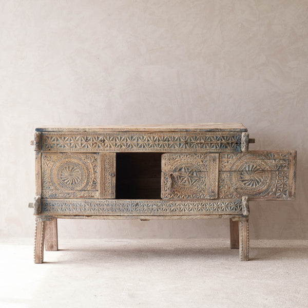 Vintage Damchiya Chest