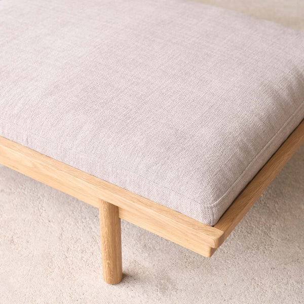 Pensive Daybed | Bespoke Fabric (180cm)