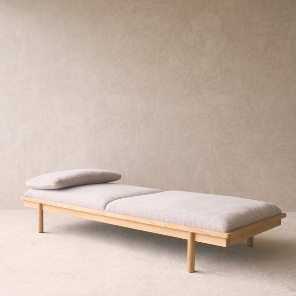 Pensive Daybed | Bespoke Fabric (180cm)