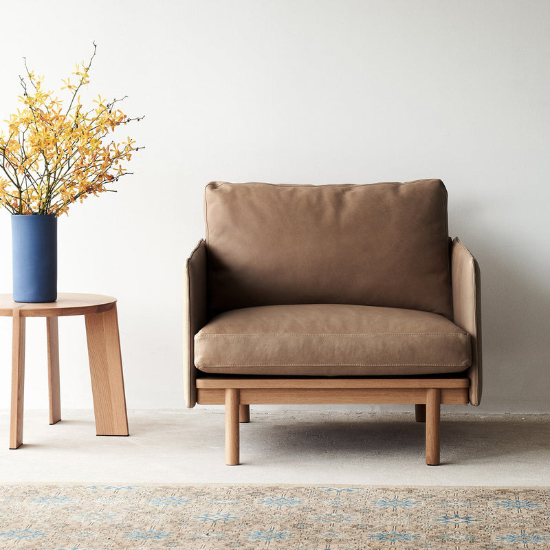 Pensive Leather Armchair | Pecan