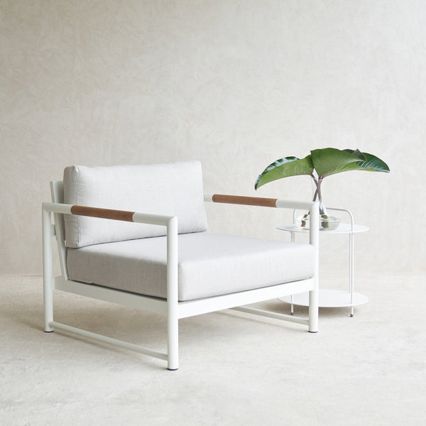 Breeze LX Outdoor Armchair | White (88cm)