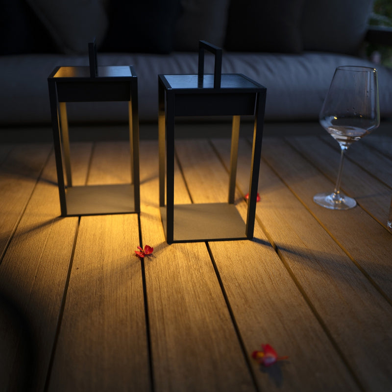Retro Outdoor Solar Table Lamp | Black