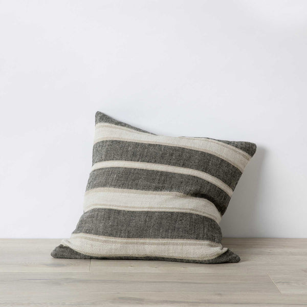 Mira Linen Cushion | Enzo