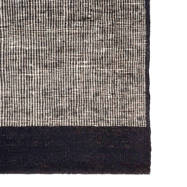 Dots Kilim Rug | Black (250 x 350cm)