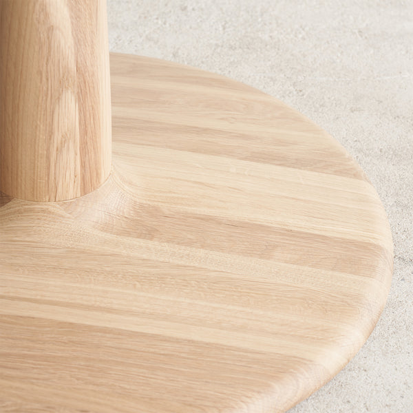 Torsion Round Dining Table | Oak (90cm)