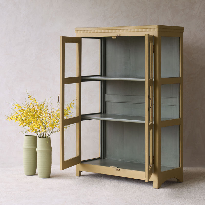 Vintage Small Cabinet | Mud