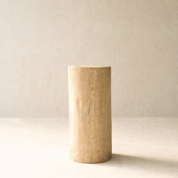 Reclaimed Indian solid wood log pedestal handcrafted from a salvaged timber log, suitable as a side table or display pedestal.