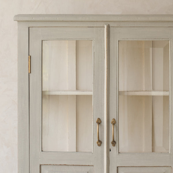 Vintage Medium Cabinet | Pewter