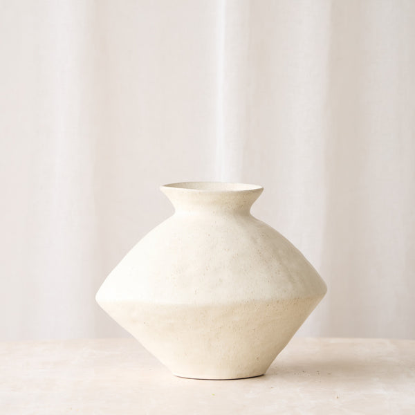 Beato Vase | Cream (34cm)