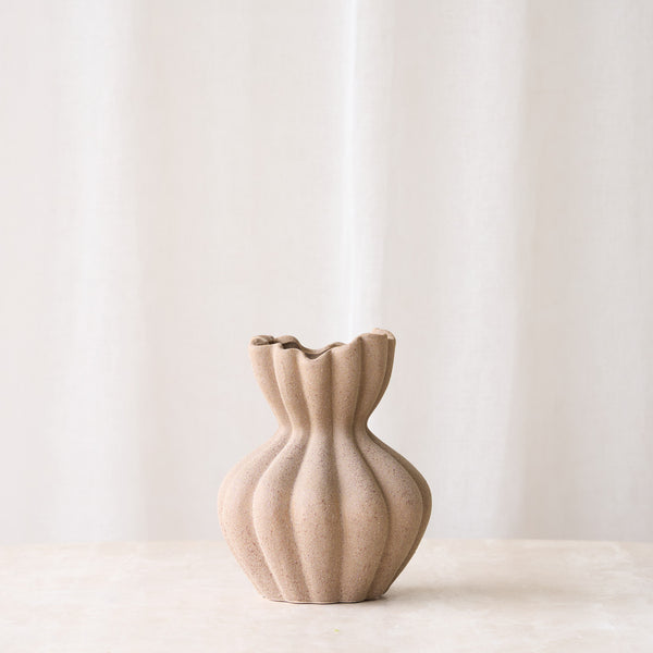 Sillian Vase | Brown
