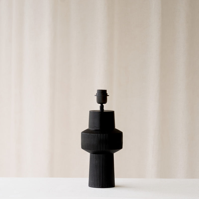 Briska Table Lamp | Black