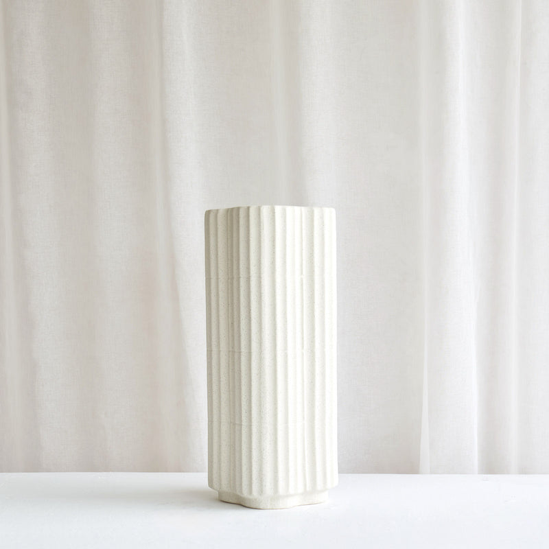 Castor Vase | Ecru