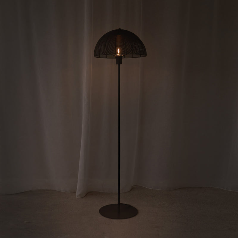 Klobu Floor Lamp | Black