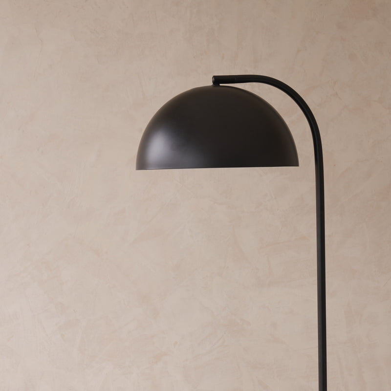 Mette Floor Lamp | Black