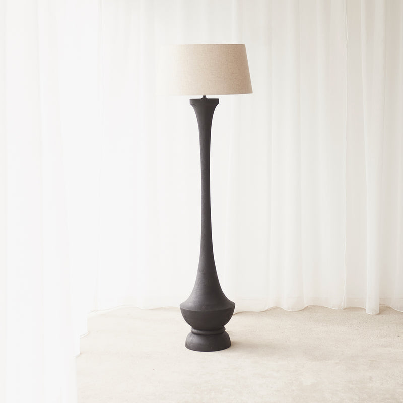 Nicolo Floor Lamp | Black