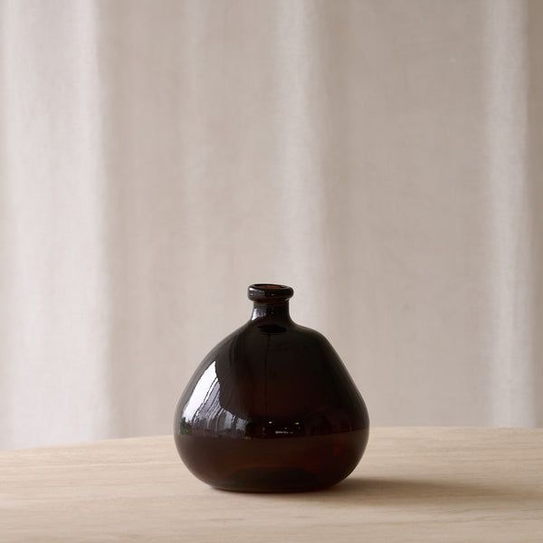 Selores Glass Vase | Shiny Dark Brown