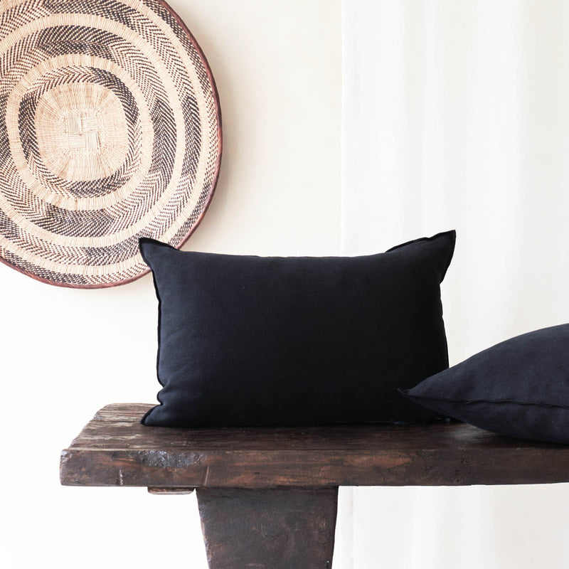 Cushion Black Line | Noir