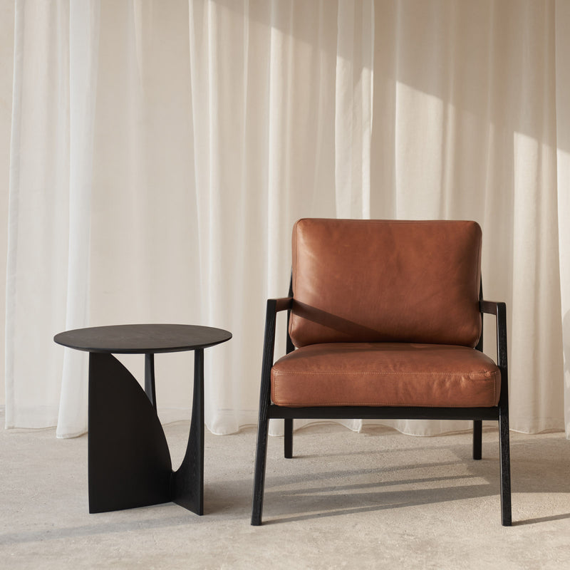 Nysse Leather Armchair with Black Frame in Saddle