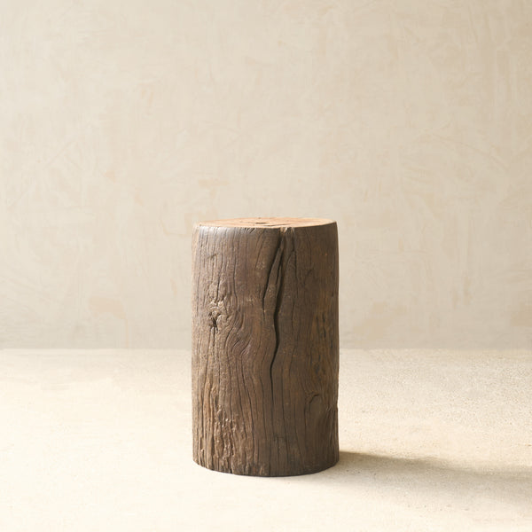 Reclaimed Indian solid wood log pedestal handcrafted from a salvaged timber log, suitable as a side table or display pedestal.
