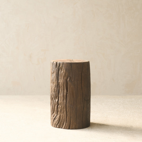 Reclaimed Indian solid wood log pedestal handcrafted from a salvaged timber log, suitable as a side table or display pedestal.