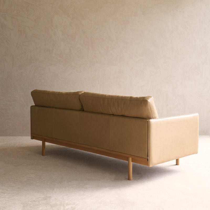 Pensive 2.5 & 3.5 Seater Leather Sofa | Arena