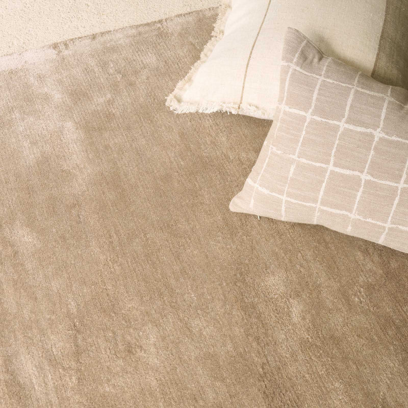 Oasis Lux Handknotted Rug | Linen