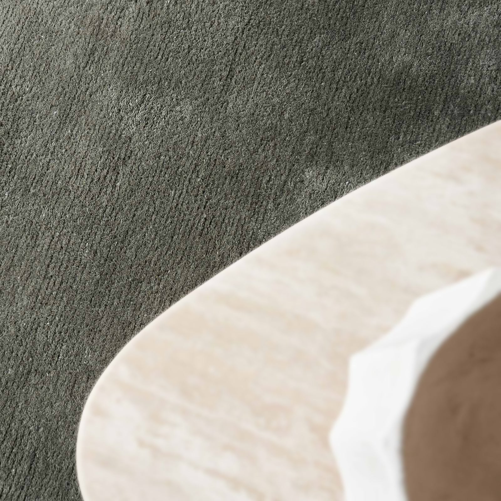 Jalal Wool Handknotted Rug | Moss – Originals Furniture
