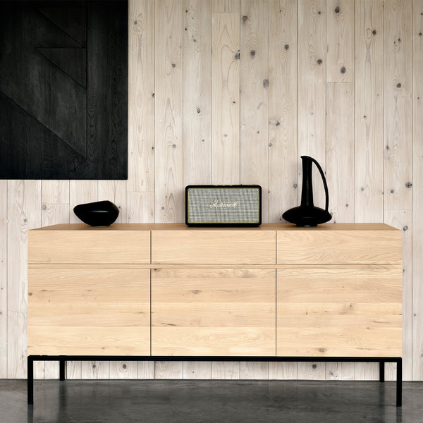 Ligna Sideboard | Oak - Black frame (165cm)