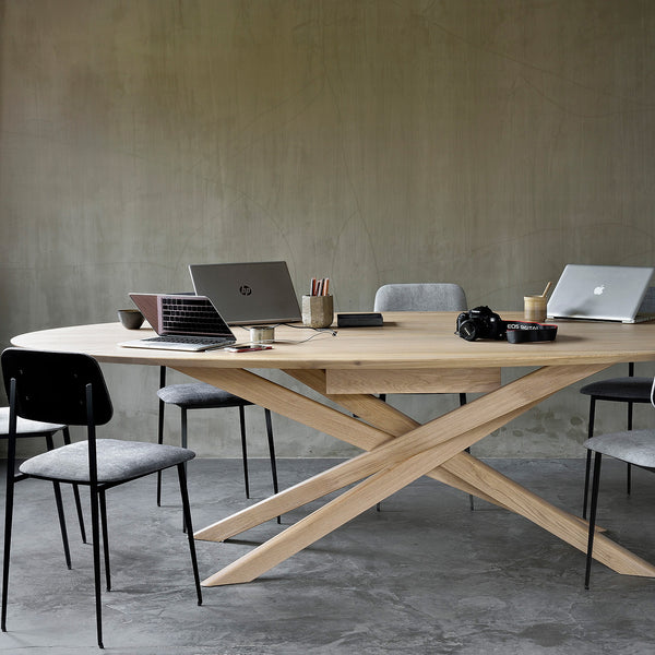 Mikado Oval Meeting Table | Oak - Natural (267cm)