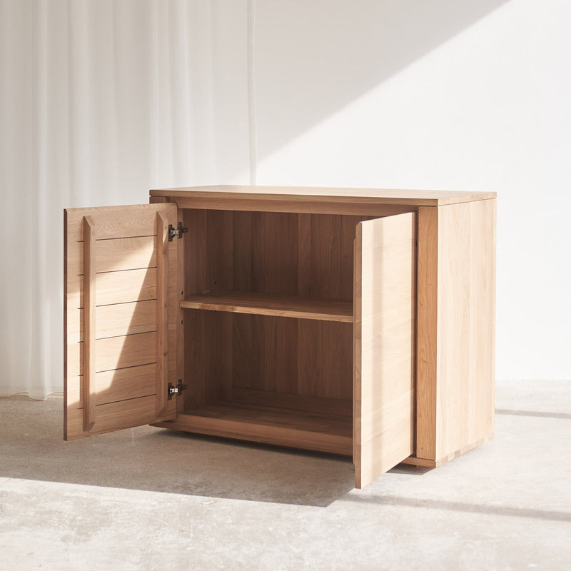 Ethnicraft shadow oak sideboard 2 doors crafted from high quality European oak with adjustable shelves and soft closing blum drawer runners - $1860
