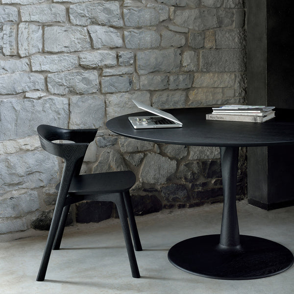 Torsion Round Dining Table | Oak - Black