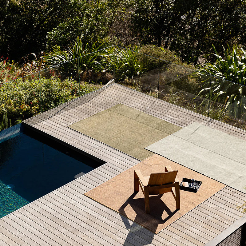 Lonsdale Outdoor Floor Rug | Olive