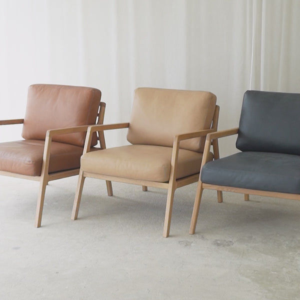 Nysse Leather Armchair | Oak Frame - Canyon