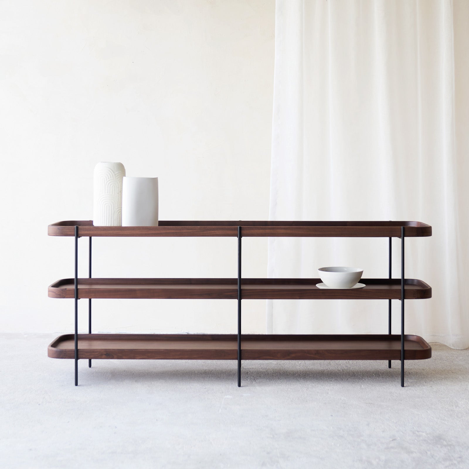 Humla Low Rack | Walnut – Originals Furniture