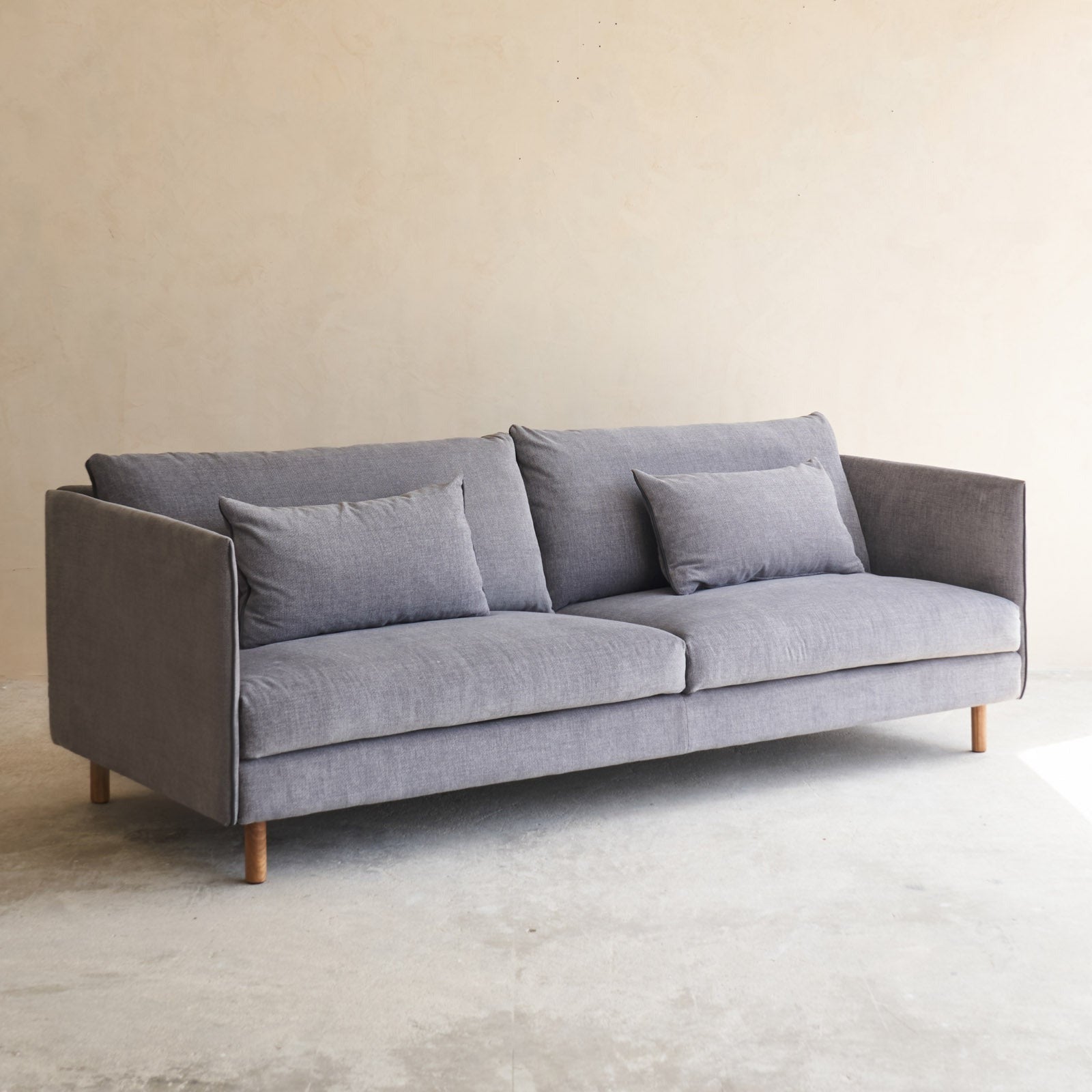 Weekend Fabric & Leather Sofa | High Quality Fabrics and Leathers ...