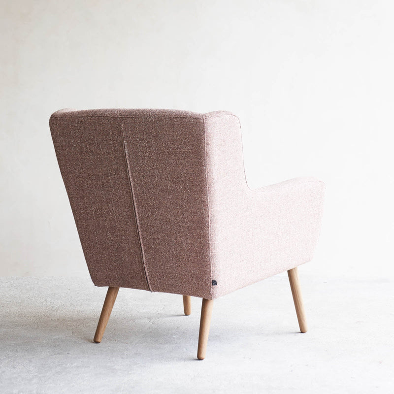 Nelly Armchair | Cat's Paw
