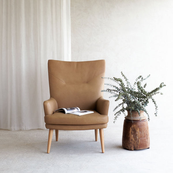 Pelagonia Leather Armchair | Canyon