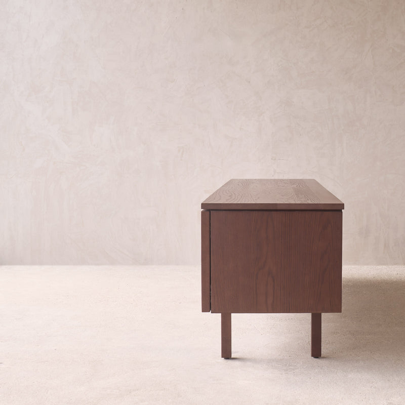 Yorke Oak Sideboard | Walnut Stained Oak