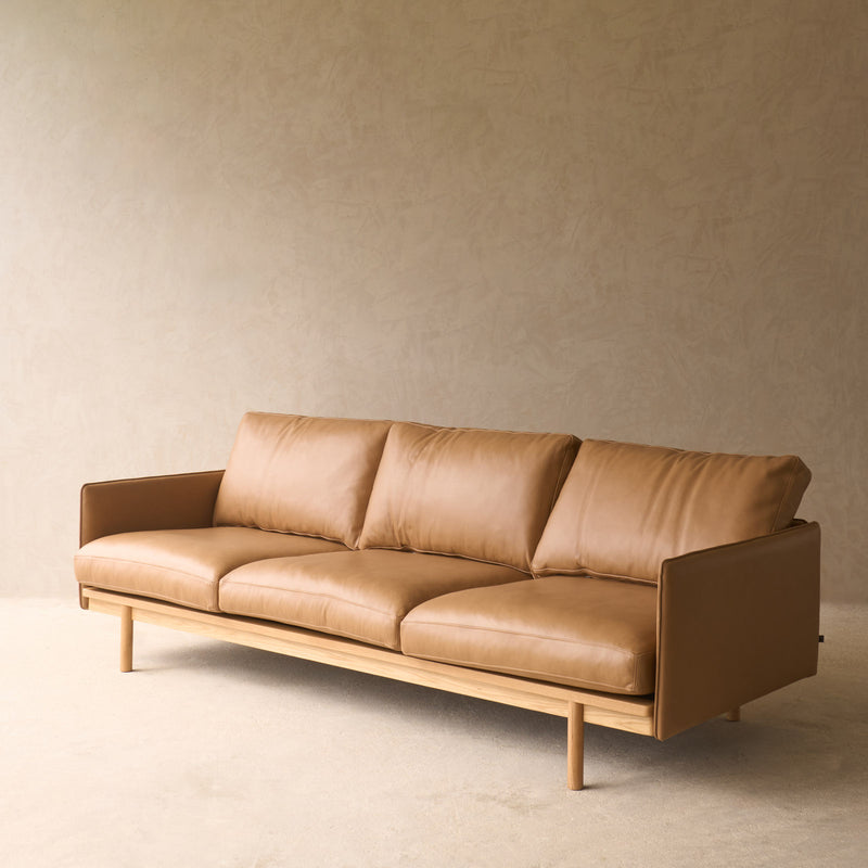 Pensive 2.5 & 3.5 Seater Leather Sofa | Pecan