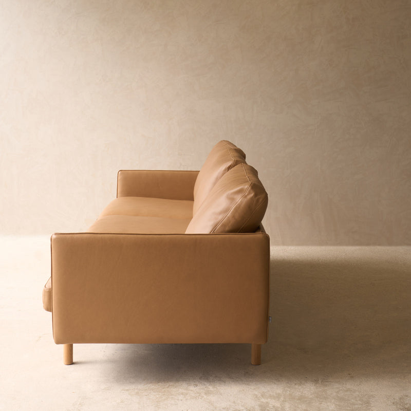 Pensive 2.5 & 3.5 Seater Leather Sofa | Pecan