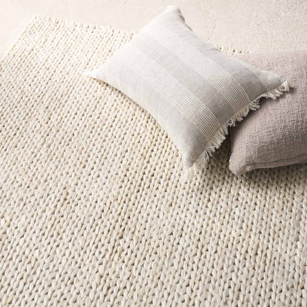 Andrea Large Knot Hemp Rug | White