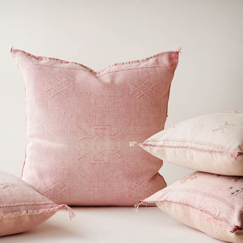 Moroccan Silk Cushion - Pale Pink