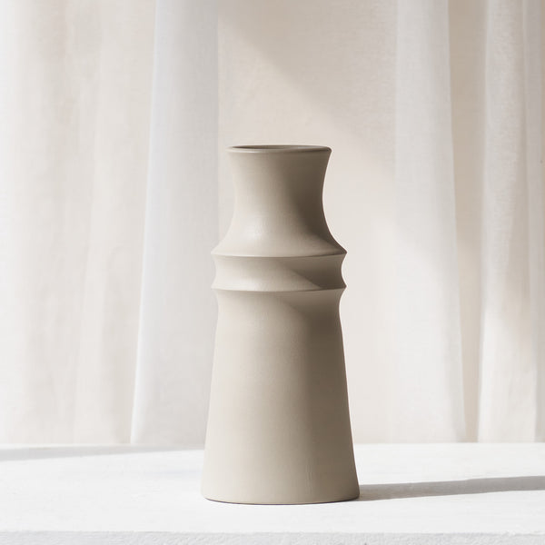 Hera Vase, statement piece to bring a room together. Beautiful shape design that gives an interesting flair. Suitable for any kitchen table or living space. Available at $80. 