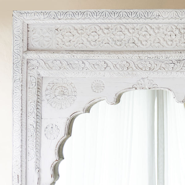 No. 10 | Vintage Carved Mirror with Arch - White