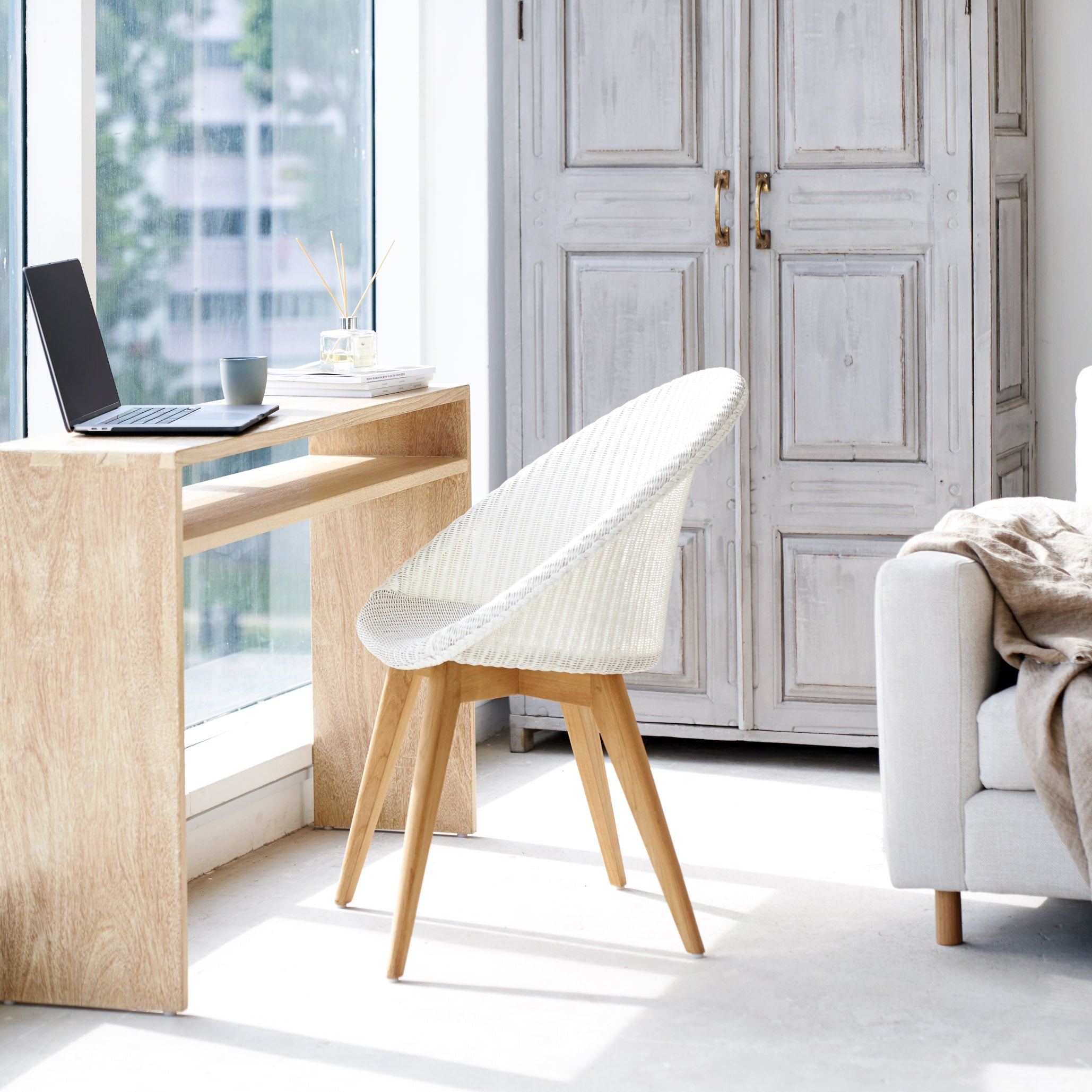 Java Console with Shelf | Teak - Whitewash – Originals Furniture