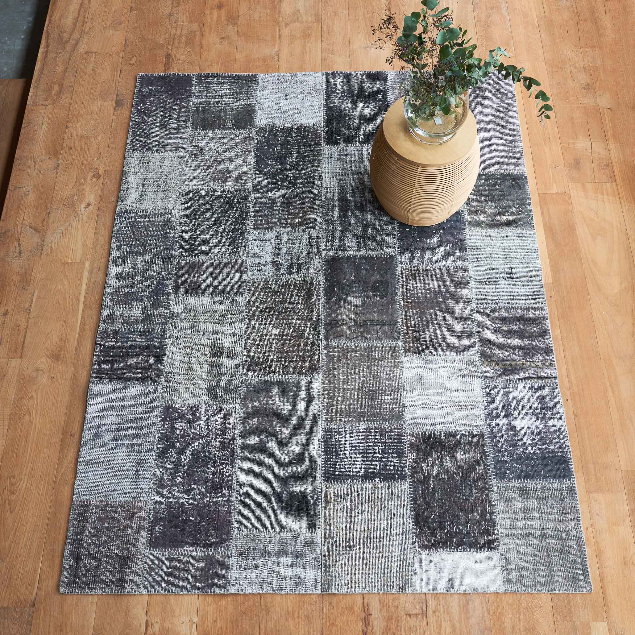 Patchwork Rug | Rustic Grey W186 x L245cm – Originals Furniture